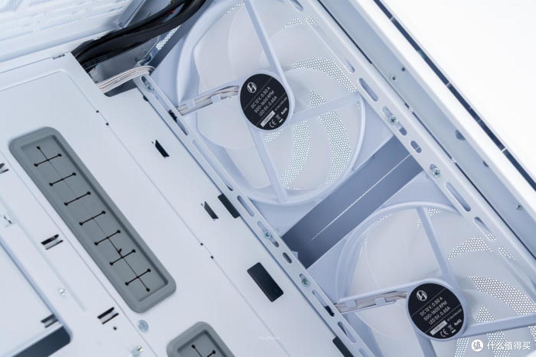 彩云之力——联力LANCOOL216+SL120V2+ROG Z790HERO+4080星曜OC装机分享