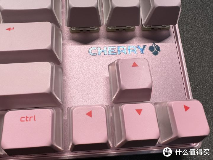可能是 Cherry 目前配置最高的键盘？Cherry MX8.2 XAGA 耀石系列开箱测评