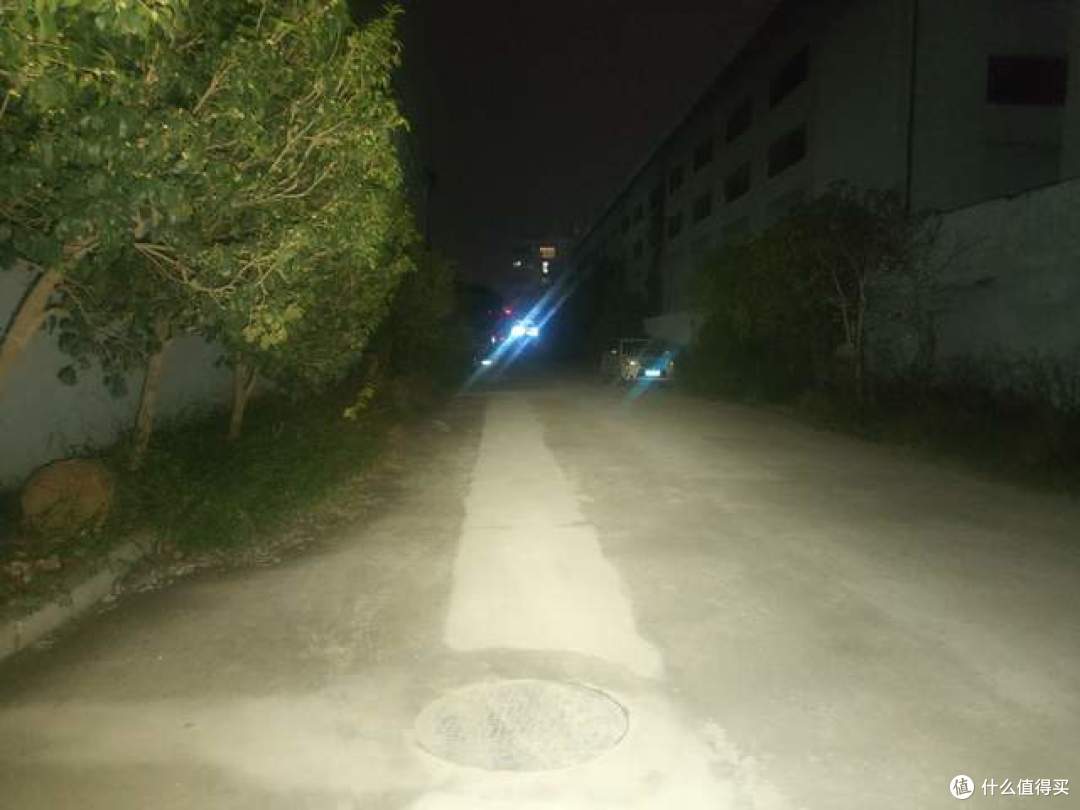 光の微笑:务本X2便携灯