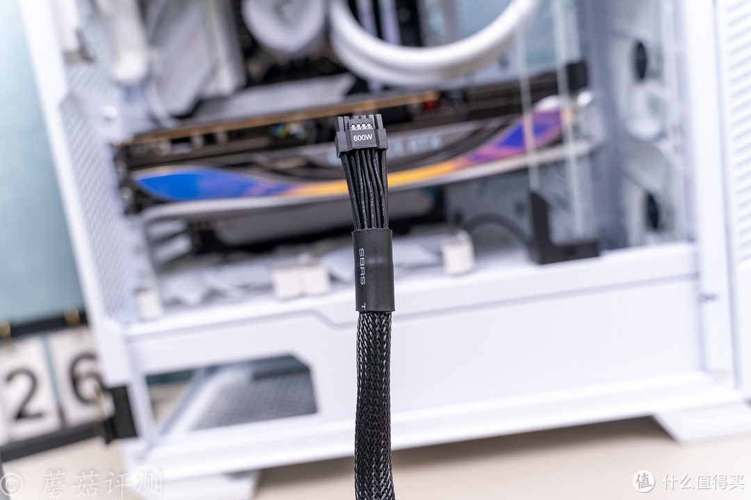 无所畏惧,轻松满足供电需求、Tt钢影Toughpower GF3电源1350W 体验评测