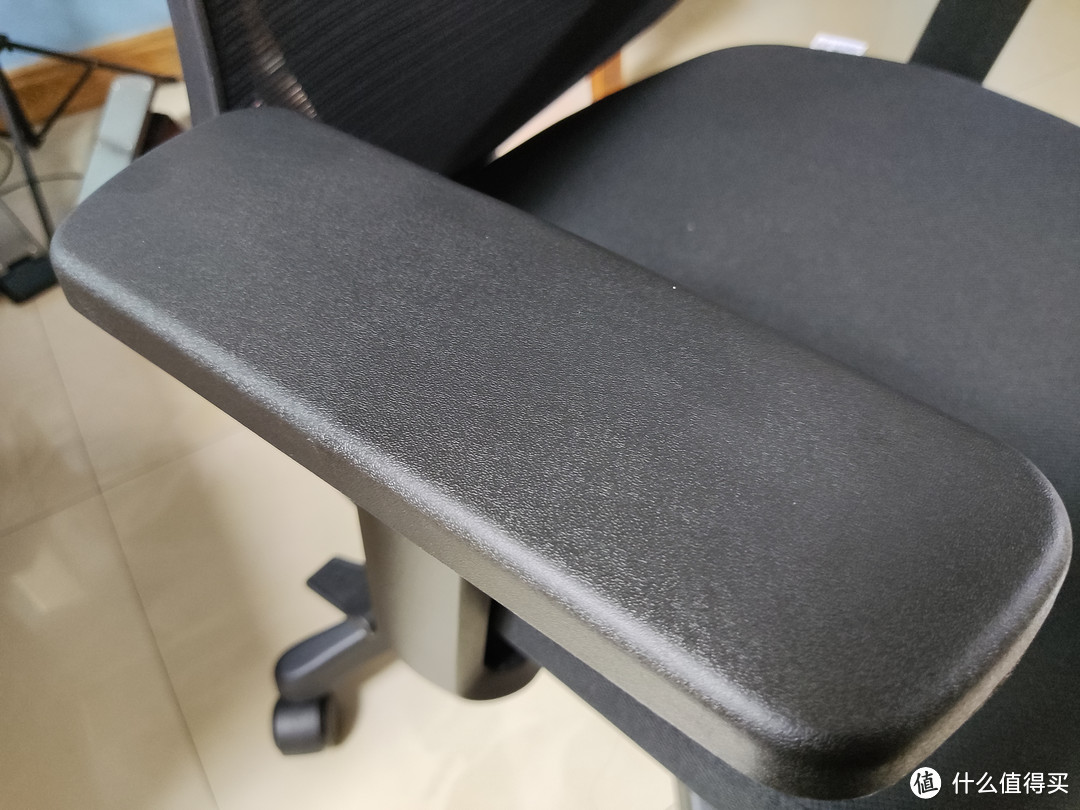 永艺沃克 不坐怎么都好的人体工学椅