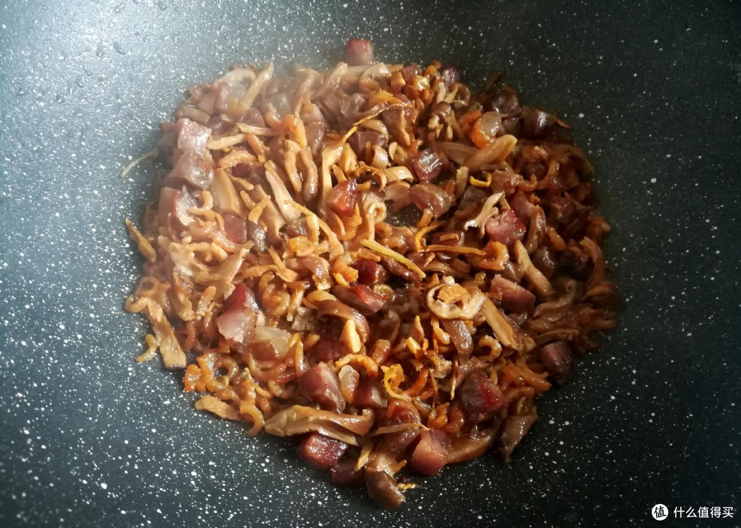 腊味和萝卜是绝配,1块钱1斤,维生素C是梨的10倍,做成萝卜糕超好吃