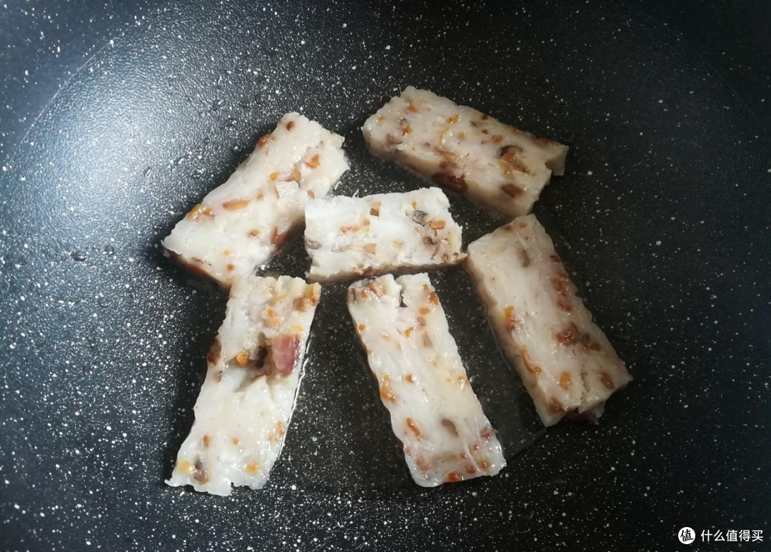 腊味和萝卜是绝配,1块钱1斤,维生素C是梨的10倍,做成萝卜糕超好吃