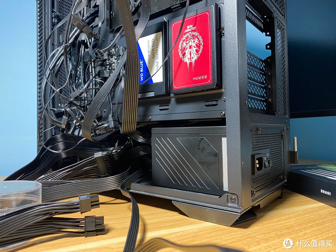 助力轻松超频7200MHz,新一代主板微星Z790刀锋主板超给力