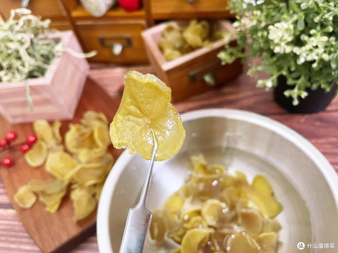 一口铁锅蒸煮人间烟火味——和吉奈的每一天