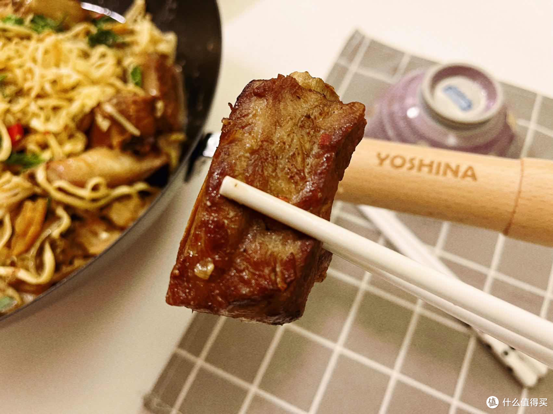 一口铁锅蒸煮人间烟火味——和吉奈的每一天