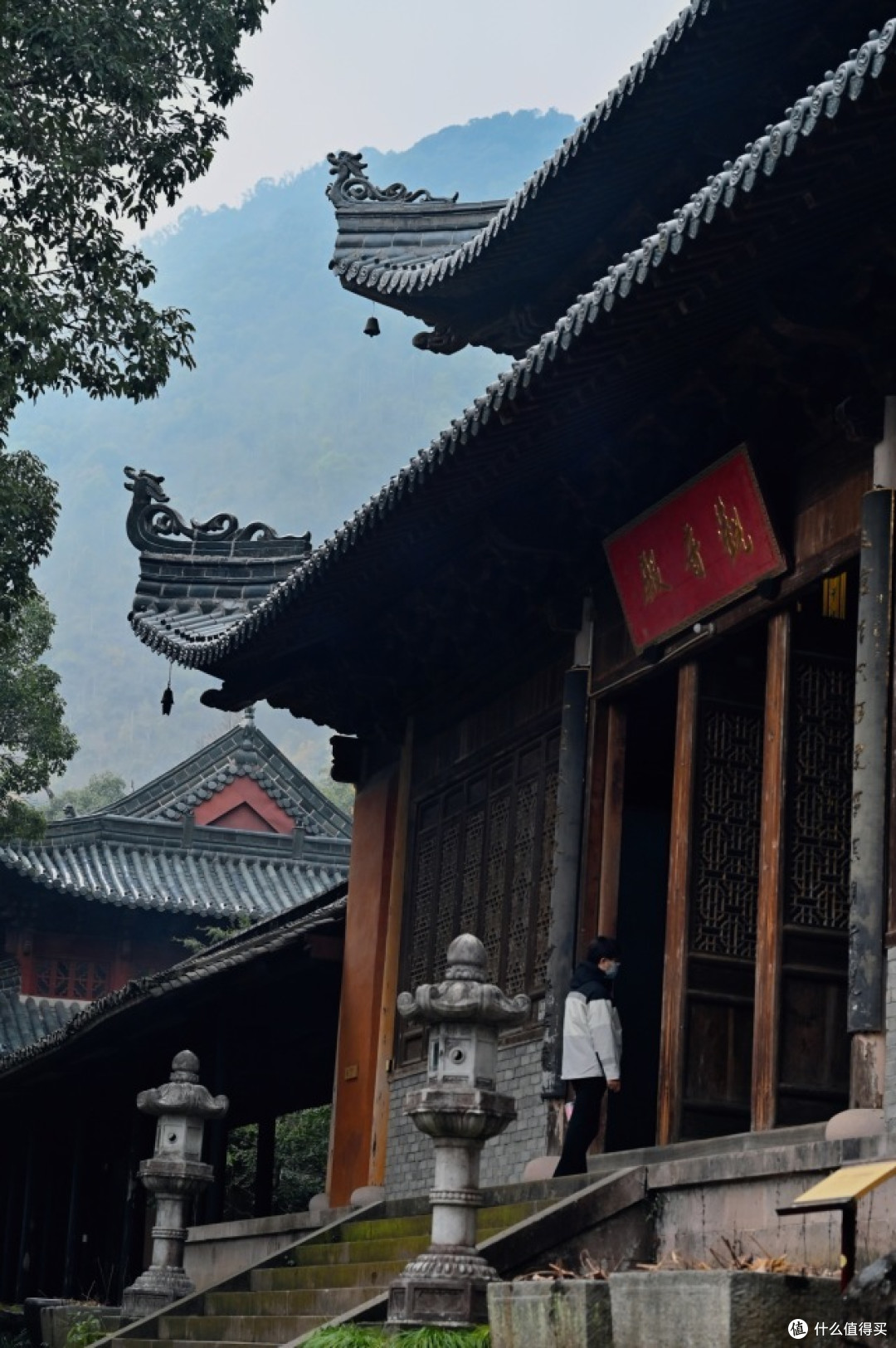 浙江有个小县,旅游名气不大却是济公故里,还藏着一座国宝寺院