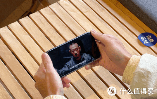 (OPPO Find N2展开直接是横屏状态)