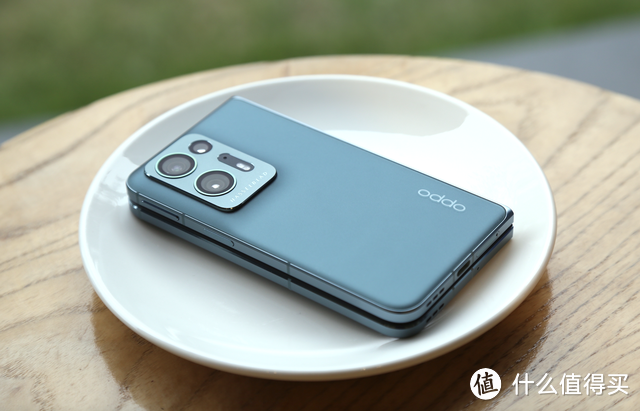 (OPPO Find N2用一碗钱,吃两碗粉)
