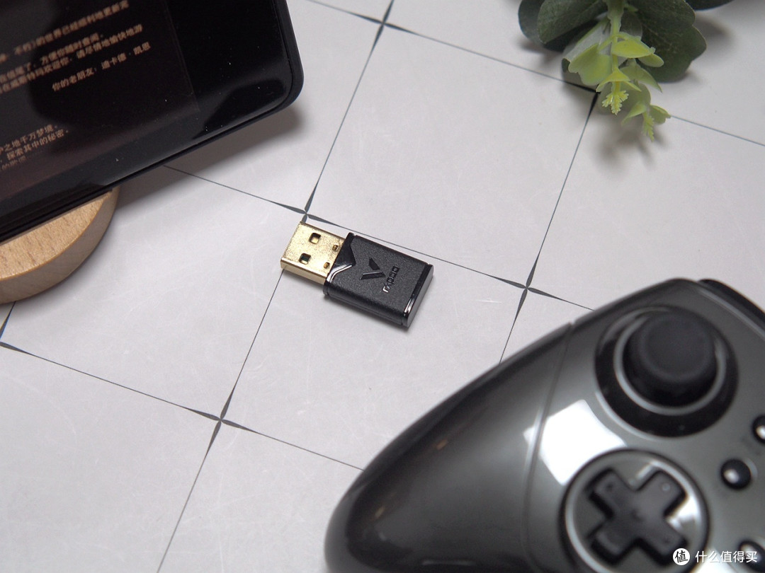 无线有线都不挑剔安卓PC都可兼容雷柏V600S游戏手柄