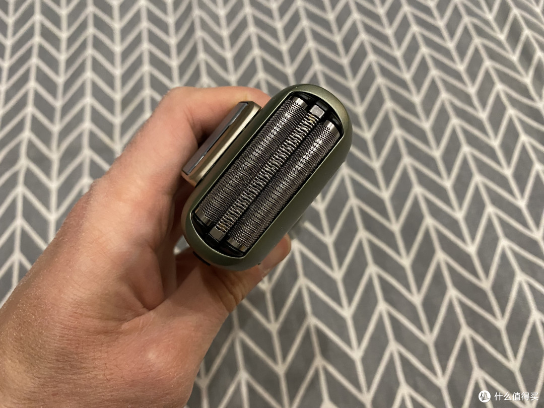 男人也要对自己好一点,好用的松下Panasonic小锤子2.0升级款剃须刀