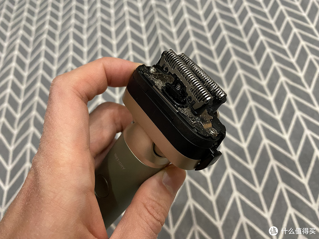 男人也要对自己好一点,好用的松下Panasonic小锤子2.0升级款剃须刀