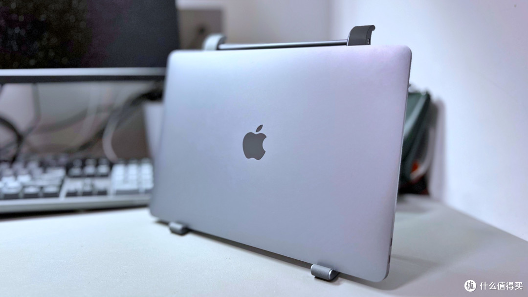 ORICO奥睿科桌搭套装提升MacBook体验