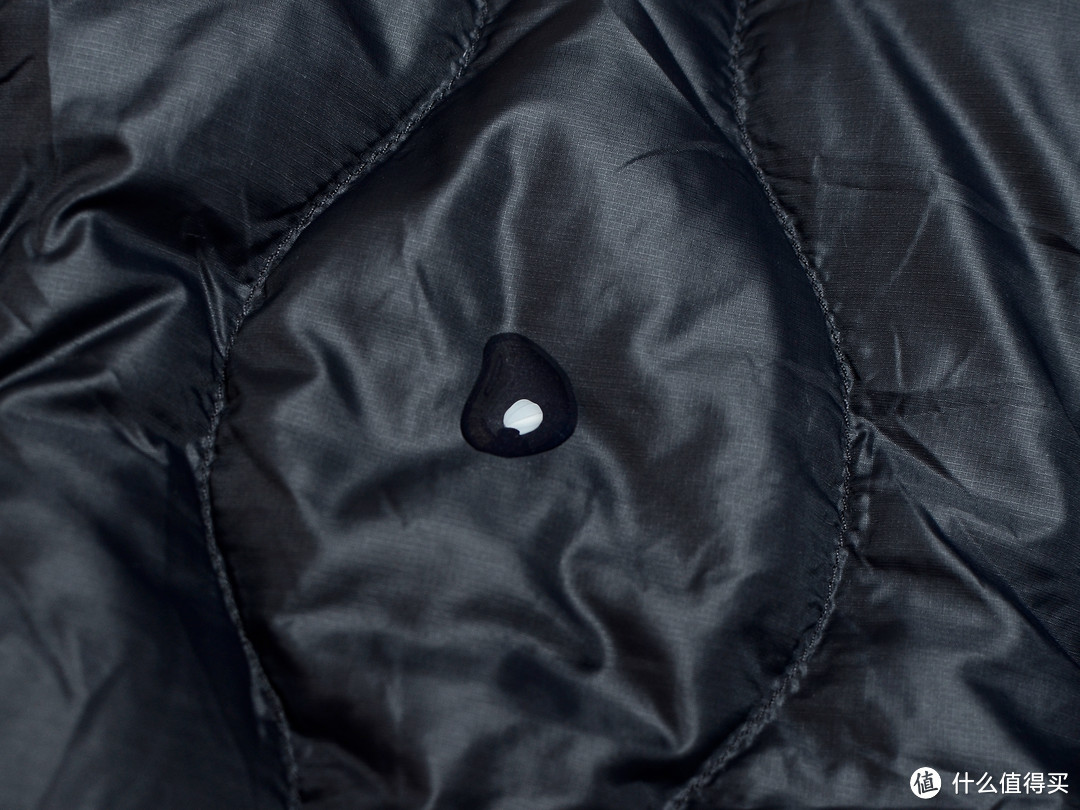 凛冬将至,添件冬衣——PeakPerformance壁克峰HELIUM羽绒服