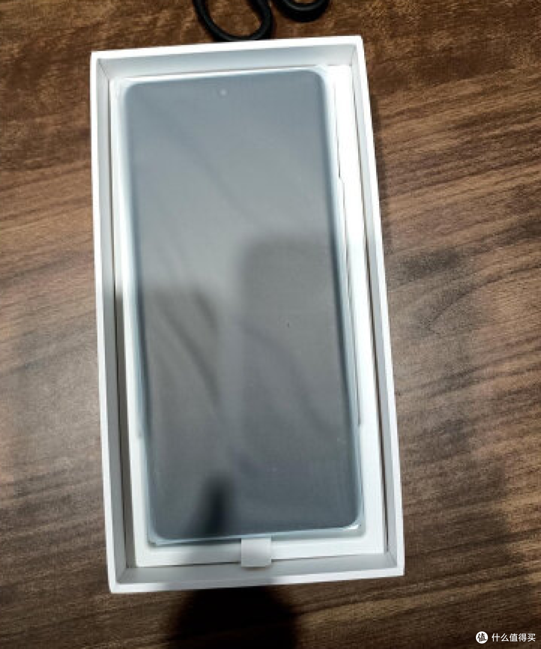 真我10 Pro+,2160Hz护眼屏,熬夜看世界杯不伤眼