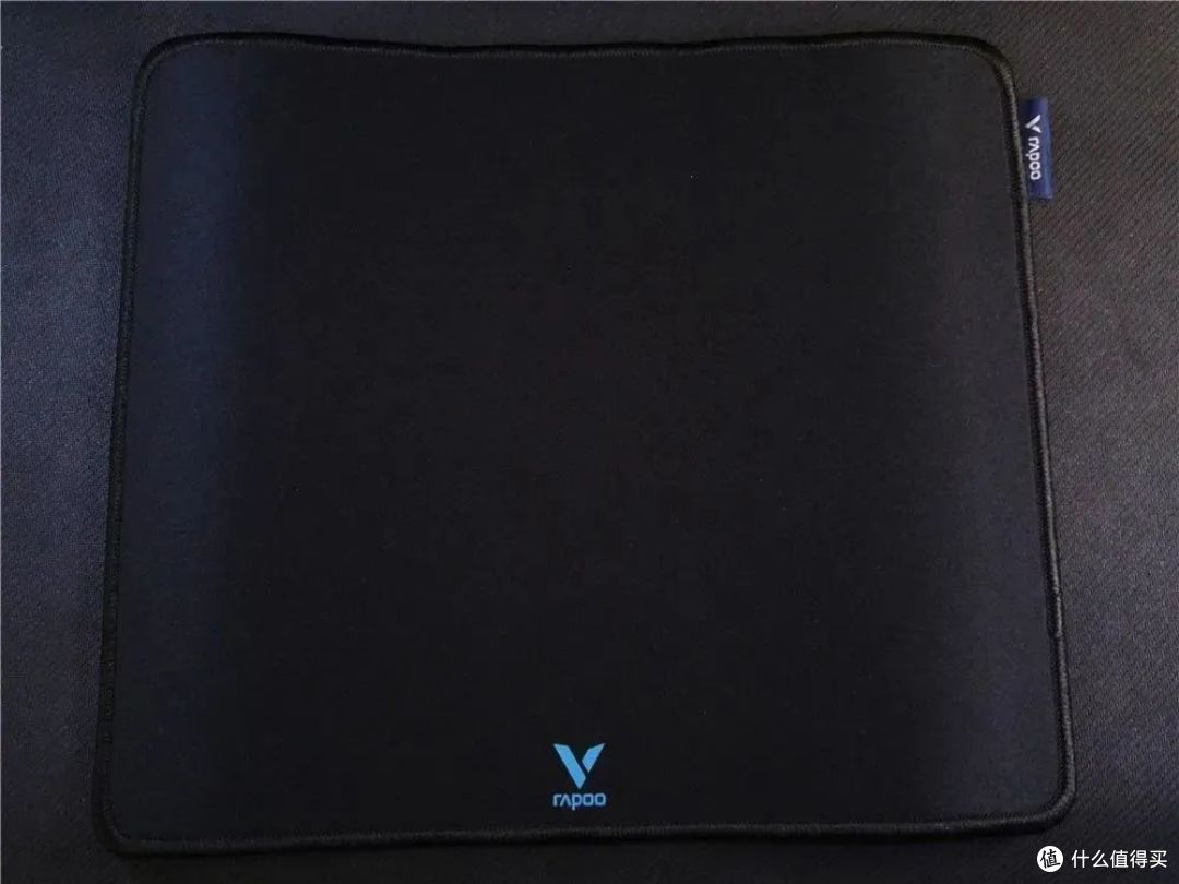 无线FPS类游戏神器——雷柏V30W双模RGB鼠标体验