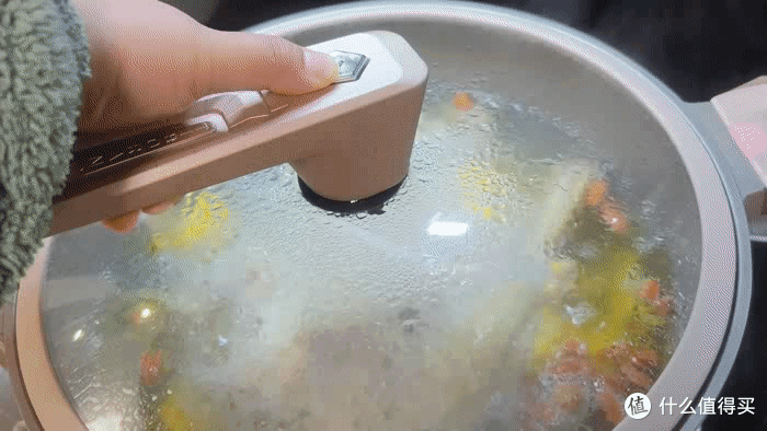 帝伯朗八合一浮雕多用锅,颜值实力并存!