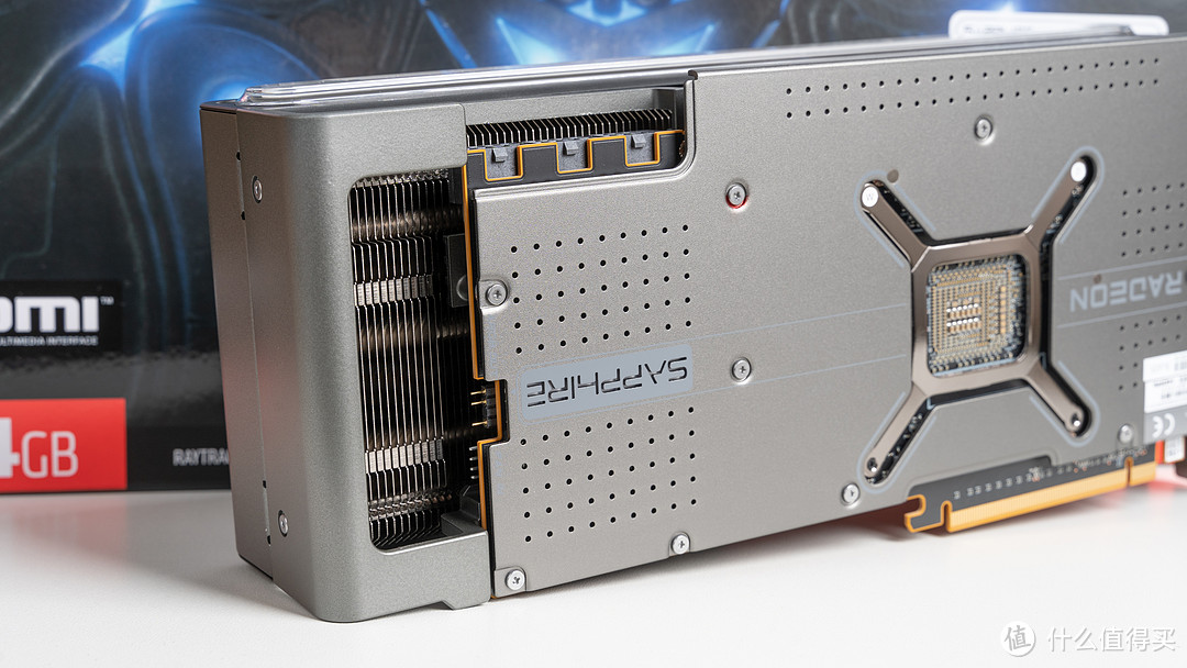 蓝宝石RX 7900 XTX 超白金OC显卡评测，RTX 4080的4K游戏强劲对手