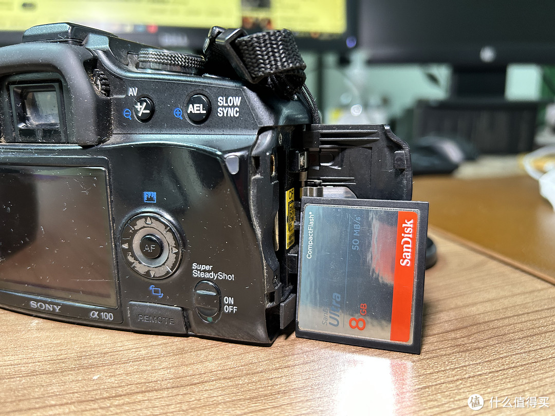 老相机回顾-SONY微单帝国的奠基人，A100单反相机。
