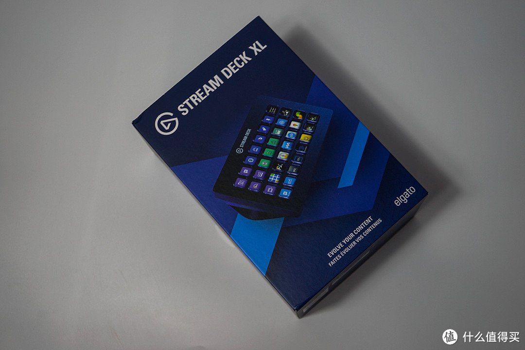 桌面控制台鸟枪换炮——Elgato Stream Deck XL 32键LCD可视化直播导播切换台宏按键可编程快捷键盘开箱