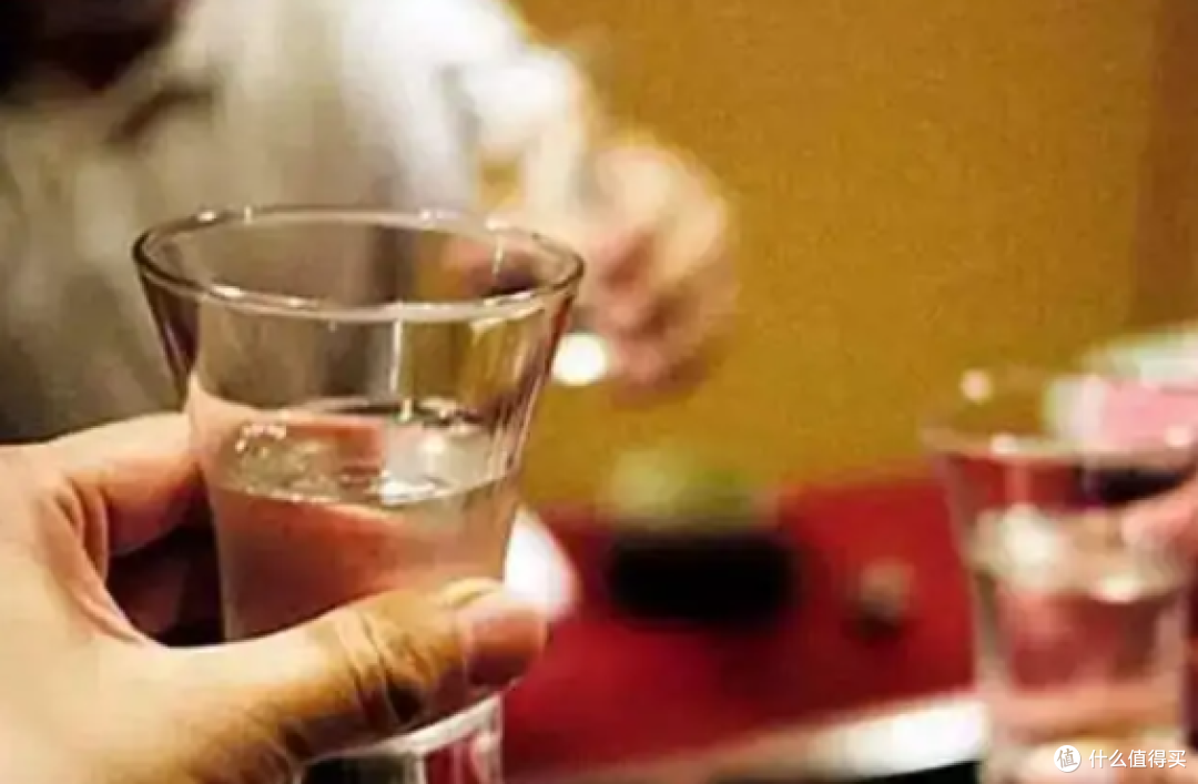 请客喝酒“开场白”不会讲？牢记这4句“行话”，让来宾刮目相看