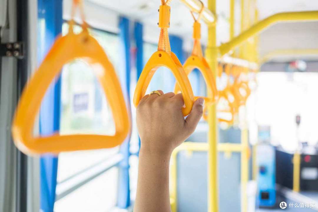 “防阳”指南:家里有老人小孩的,建议备上这5件,千万别大意