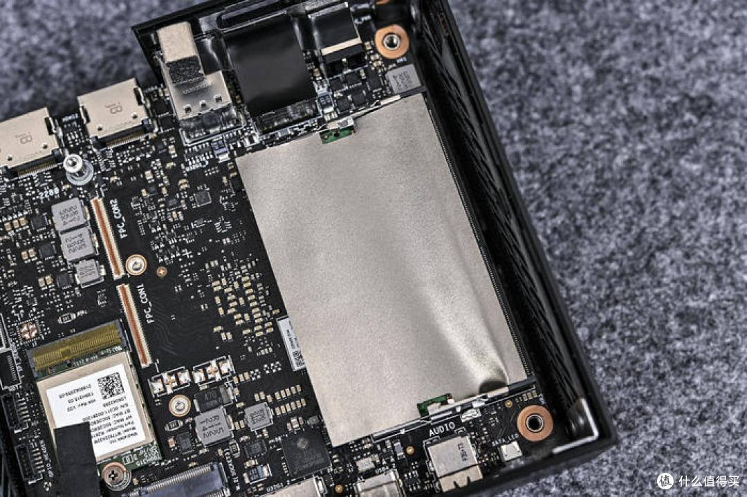 小身材大能量——华硕 PN53 MiniPC 开箱简测