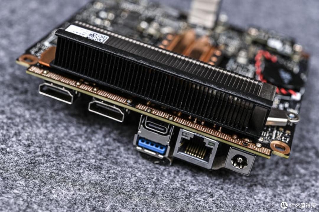 小身材大能量——华硕 PN53 MiniPC 开箱简测