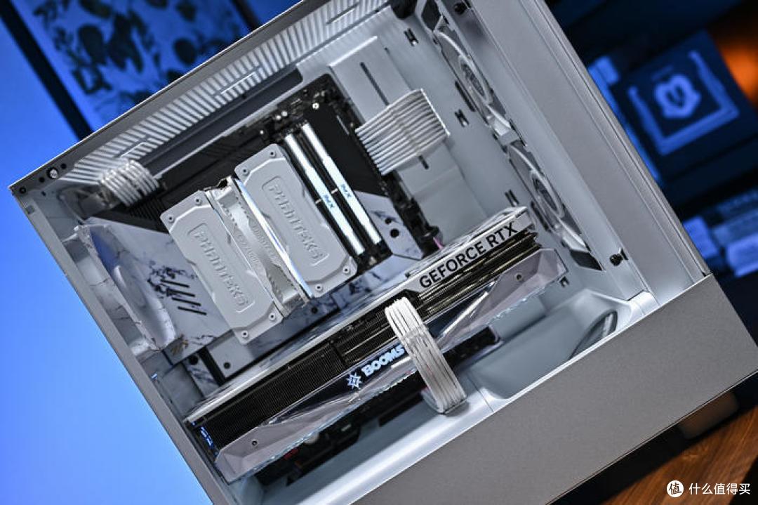 紧凑型风冷中塔——华擎X670E Taichi Carrara+恩杰H5 Flow装机展示