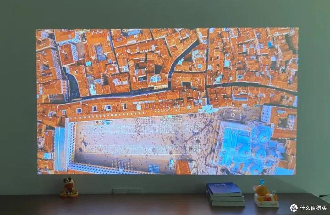 重新定义 LCD 投影标准,微果 D1 系列投影仪强在哪些地方?