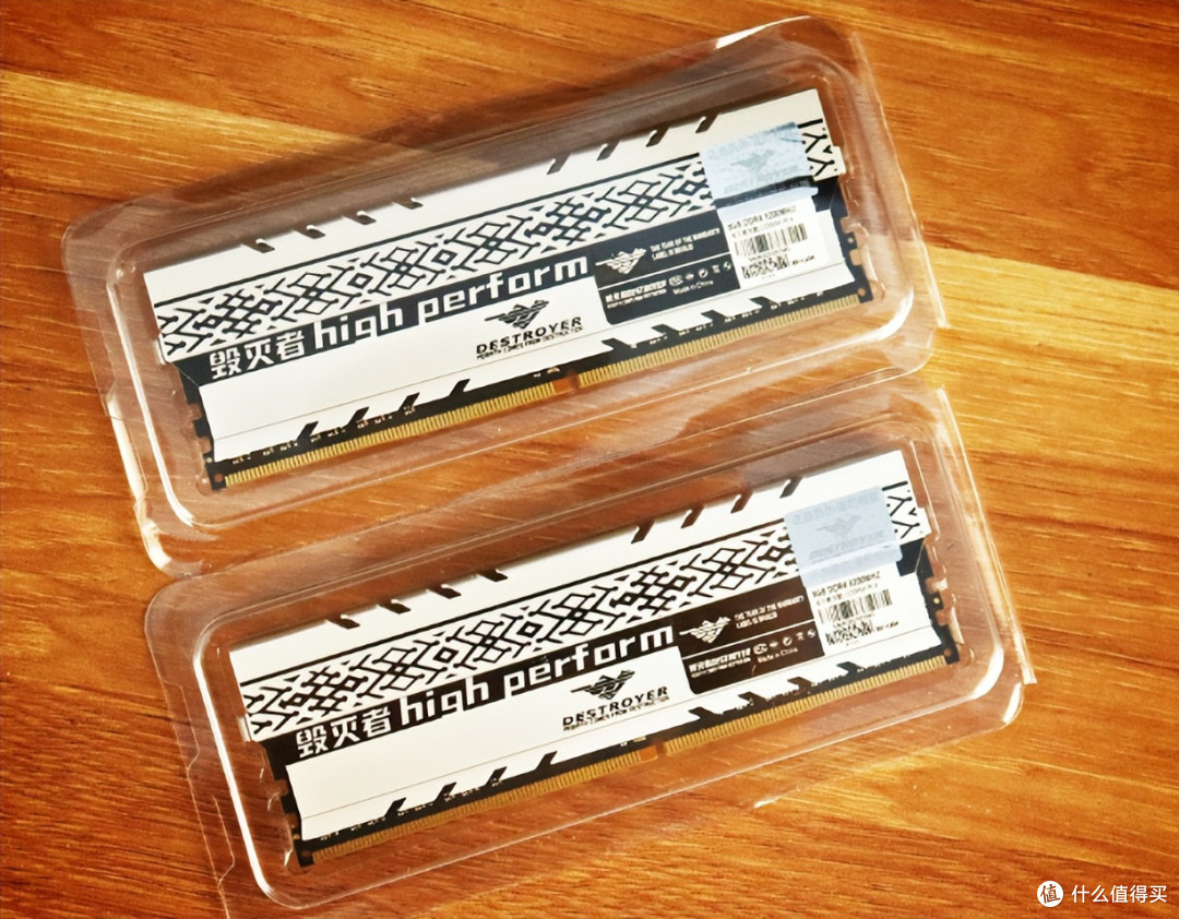 性能强悍,运行稳定-毁灭者DESTROYER 戈戟系列 DDR4内存深入评测