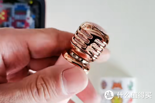 带屏幕的K歌像素音箱,能玩能画画,点音DITOO Mic