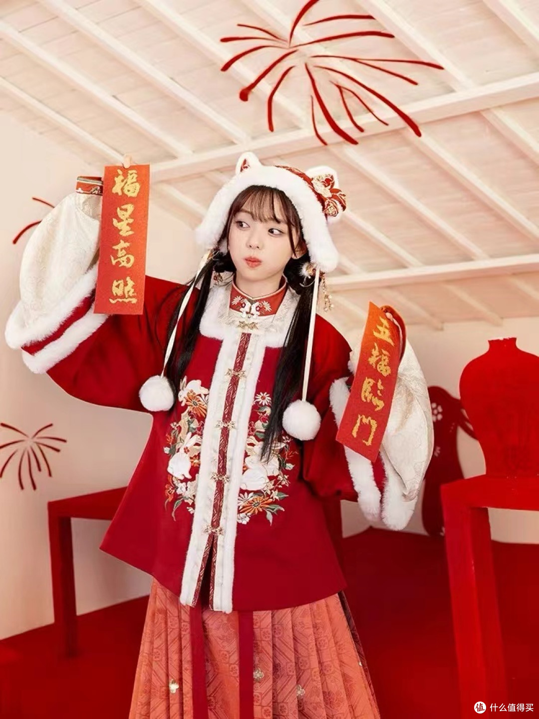 盘点新年的汉服战袍，优雅又喜庆，长辈看了都喜欢的兔子元素汉服！