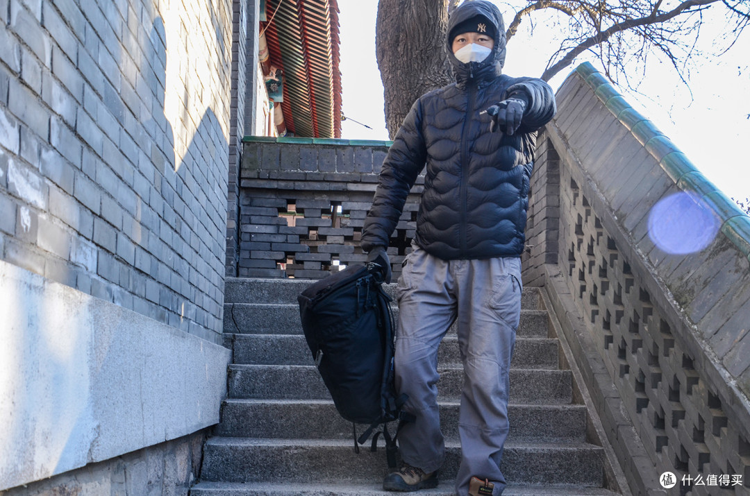 轻便又温暖、舒适更时尚:PeakPerfomance壁克峰超轻HELIUM羽绒服