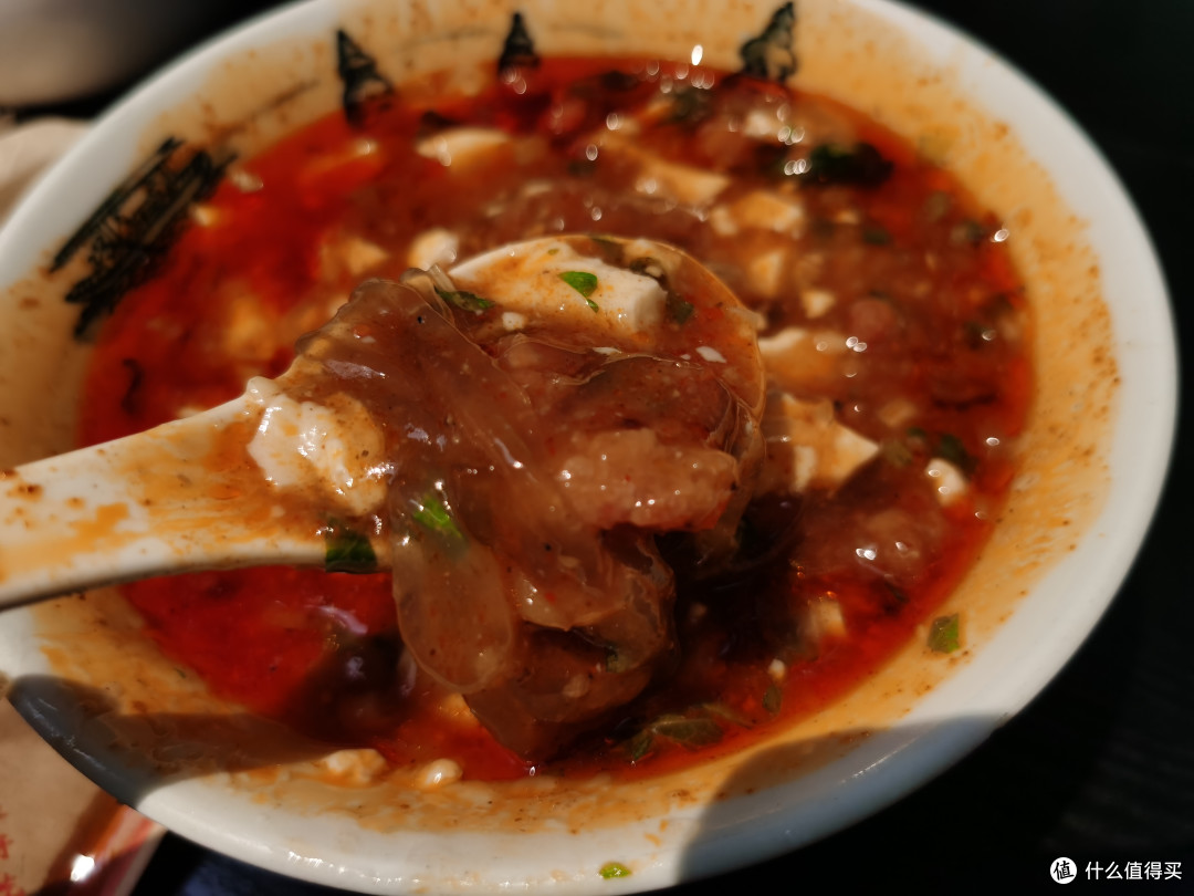 乐山丨豆腐脑除了咸甜之争，麻辣鲜香的九九豆腐脑请求出战，辣党看过来