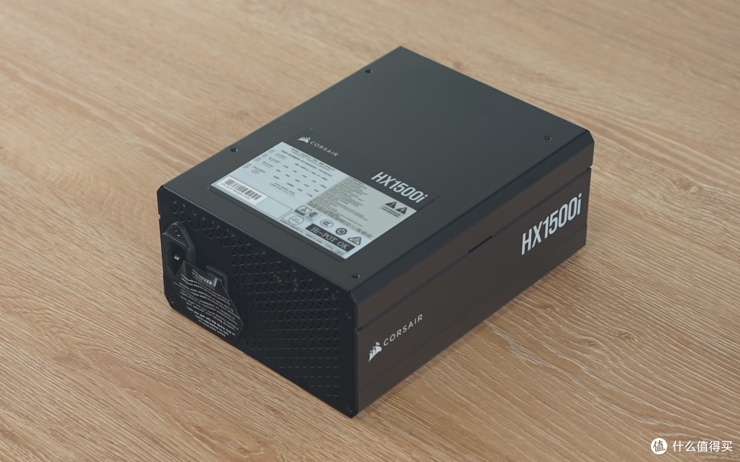 简洁黑白银风格,i7 13700KF+Z790AERO G+DDR5 6000装机体验!