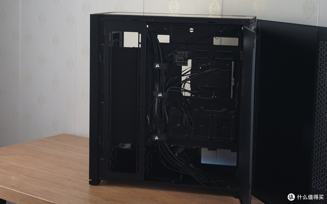 简洁黑白银风格,i7 13700KF+Z790AERO G+DDR5 6000装机体验!