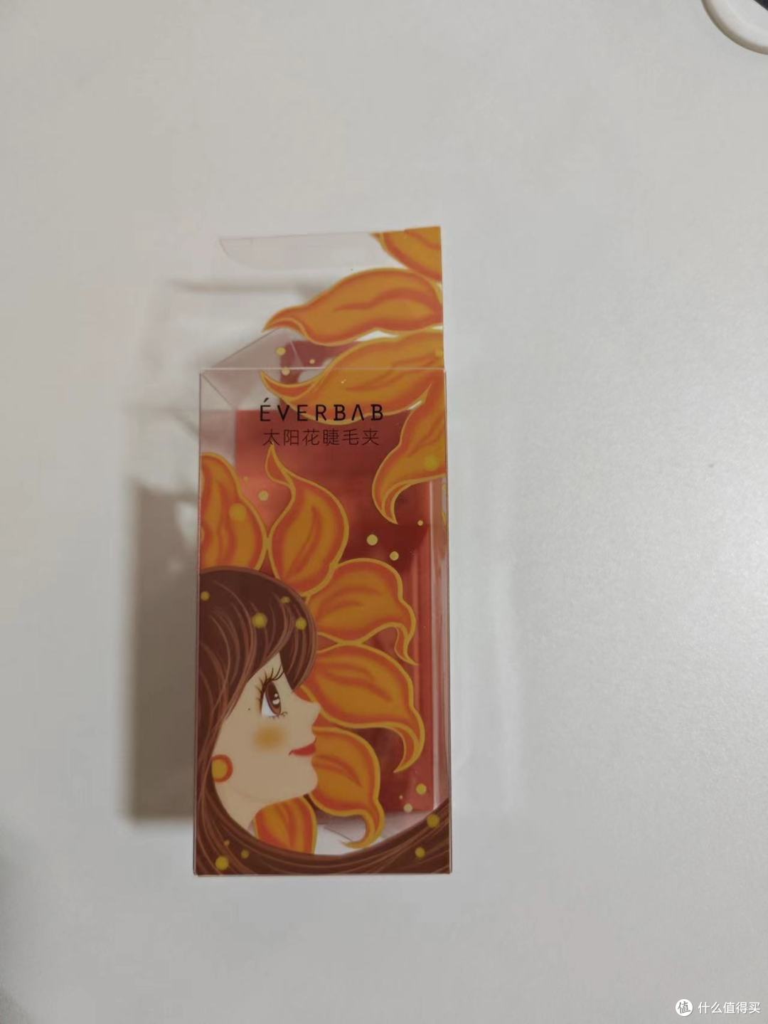 一飞冲天睫毛夹，使用时一定要看好你的睫毛