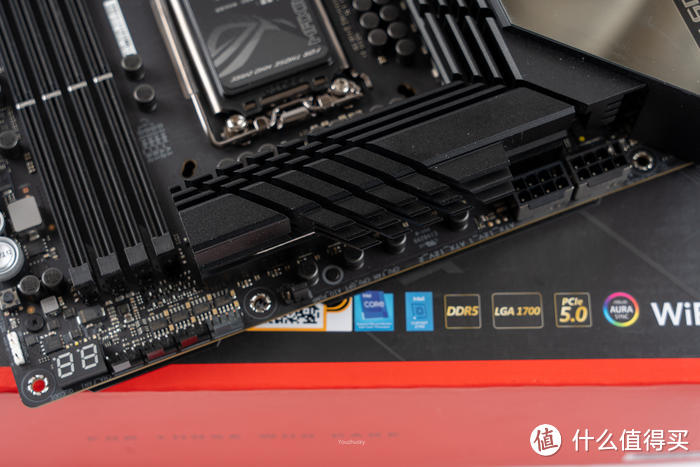 海灯—ROG Z790HERO+影驰4080星曜OC+海盗船iCUE 5000T白色装机分享