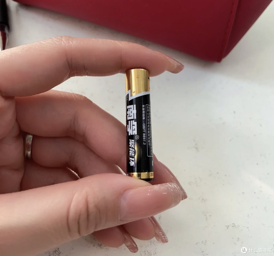 冬季被静电搞怕了,到处都是噼里啪啦,记住这8点,有效防止静电