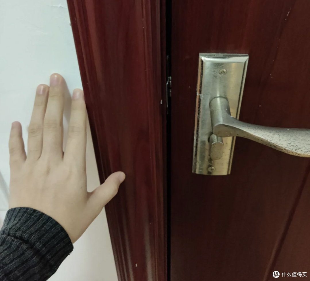 冬季被静电搞怕了,到处都是噼里啪啦,记住这8点,有效防止静电