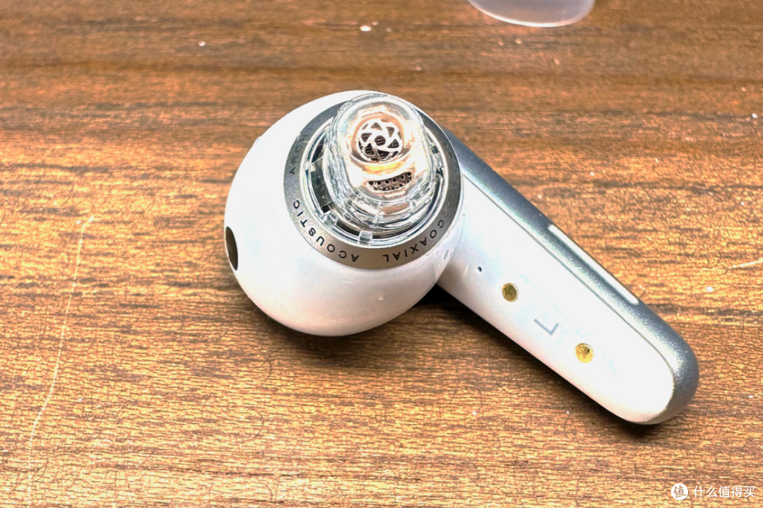 Soundcore Liberty 4 ：AirPods Pro 2 没有的，它抢先有了