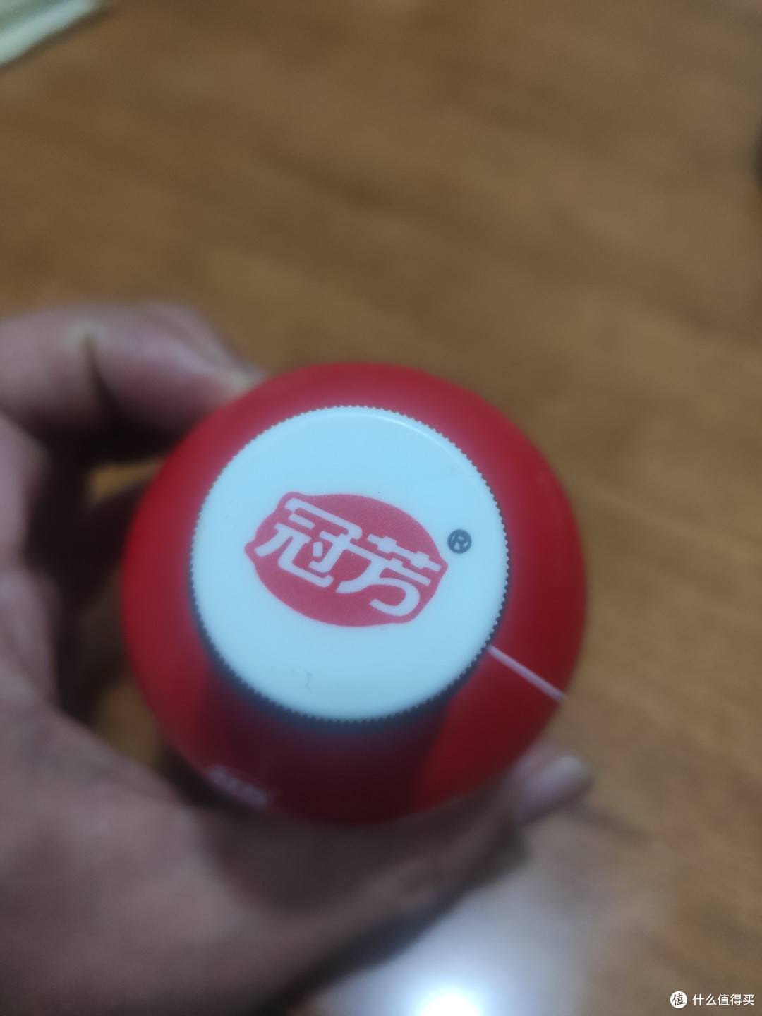 千万别喝酒,喝醉了很难受,只能喝杯果汁解解酒