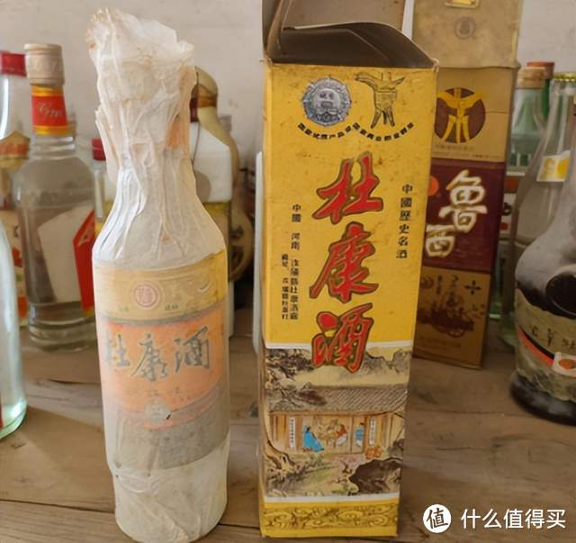 奇怪！河南人喝酒怪象：酒桌少见宝丰杜康，倒是4款便宜酒较常见