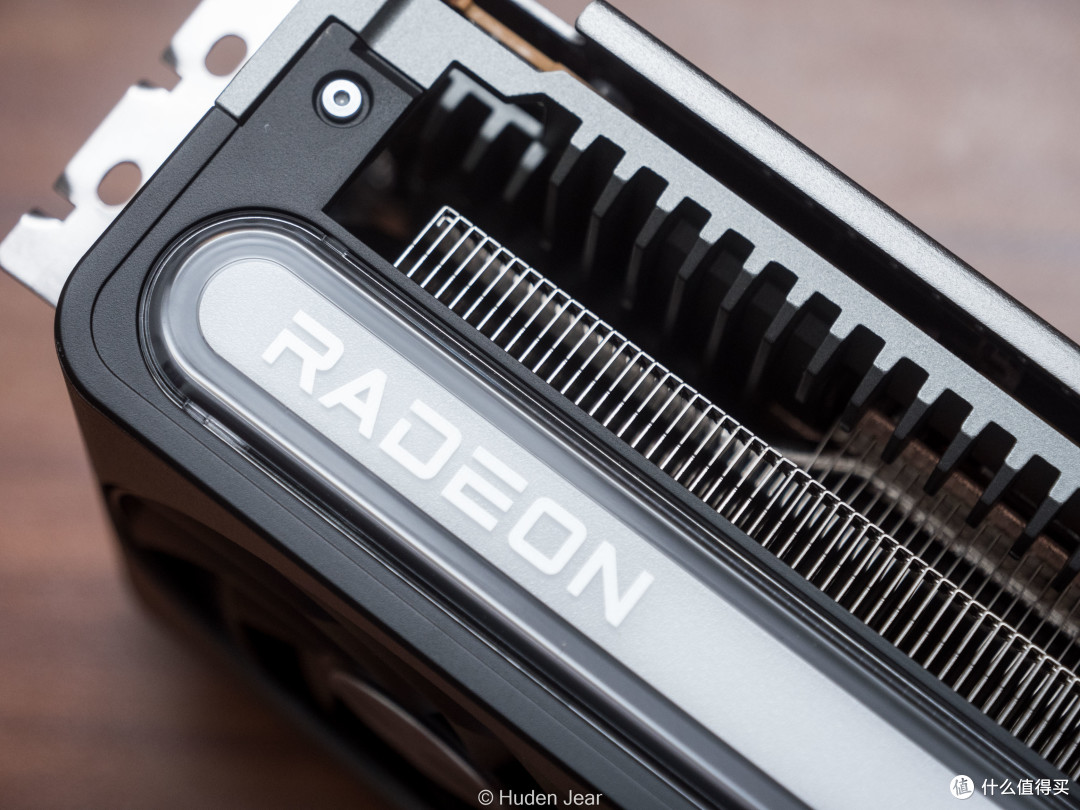 蓝宝石RX 7900XTX 超白金对比测评：不乏进步的常规迭代！
