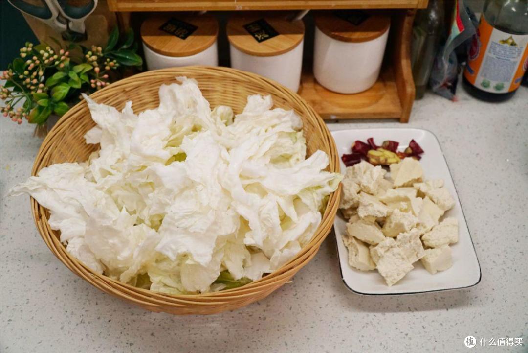 张文宏:奥密克戎“会咬人”,优质蛋白要多吃,指的是哪些食物?