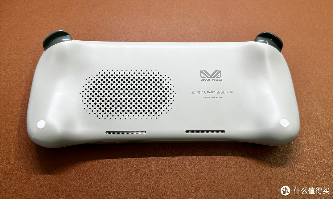 壹号本OnexPlayer mini Pro和AYA Neo 2 6800U掌机试玩