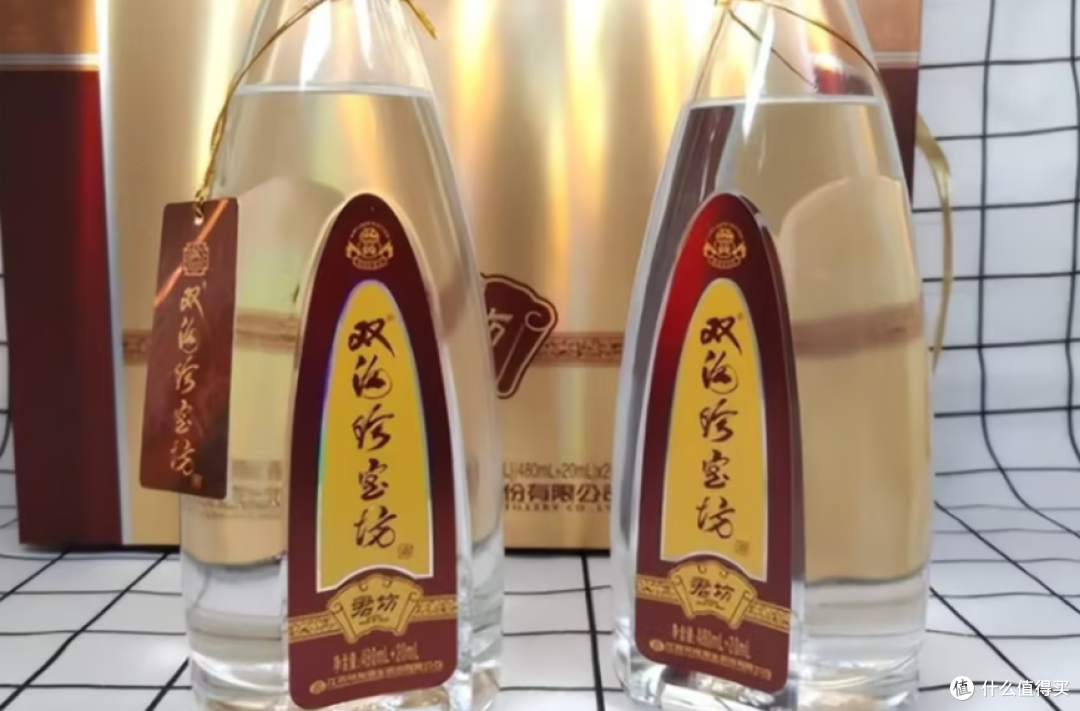 四川一大喝酒“怪象”,大家很少喝泸五剑,反而专挑这4款