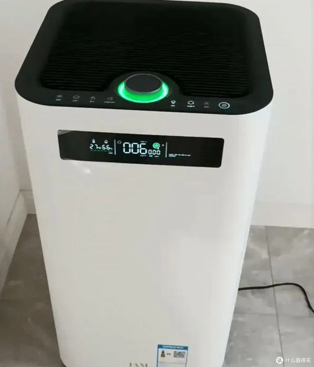 房间用了空气净化器为什么还是很多灰尘？