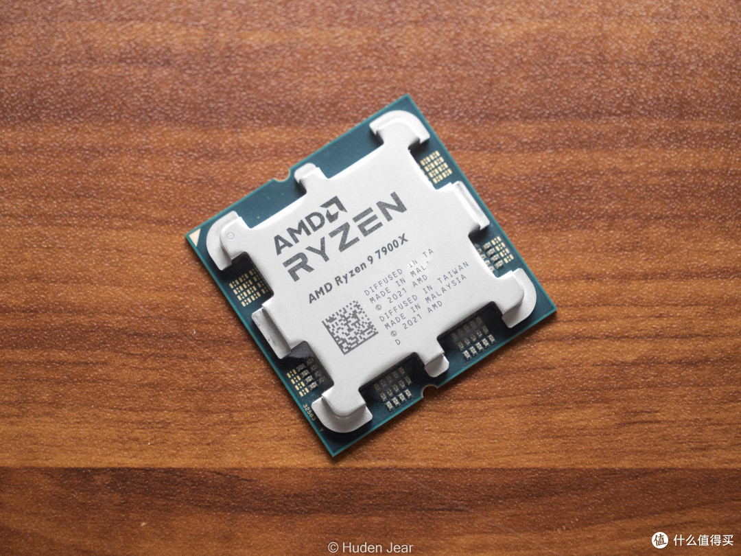 蓝宝石RX 7900XTX 超白金对比测评：不乏进步的常规迭代！